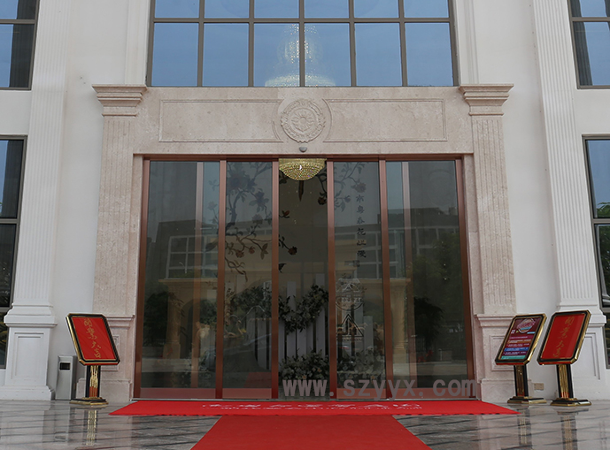 好色视频免费观看-餐館案例圖片