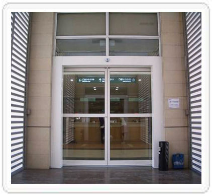 鋼化玻璃平移好色视频免费观看