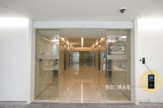 無框玻璃自動好色先生APP下载安装